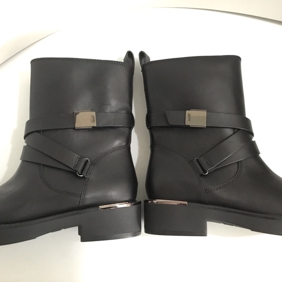 NWOT DKNY Taeta Strappy Zip Boots - Picture 5 of 12